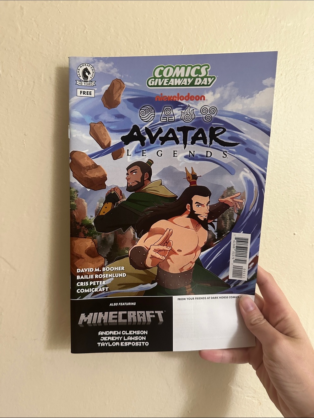 Nickelodeon Avatar Legends Comic - Blue & Green Cover